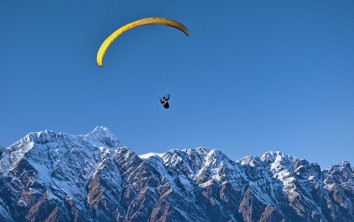 Paragliding